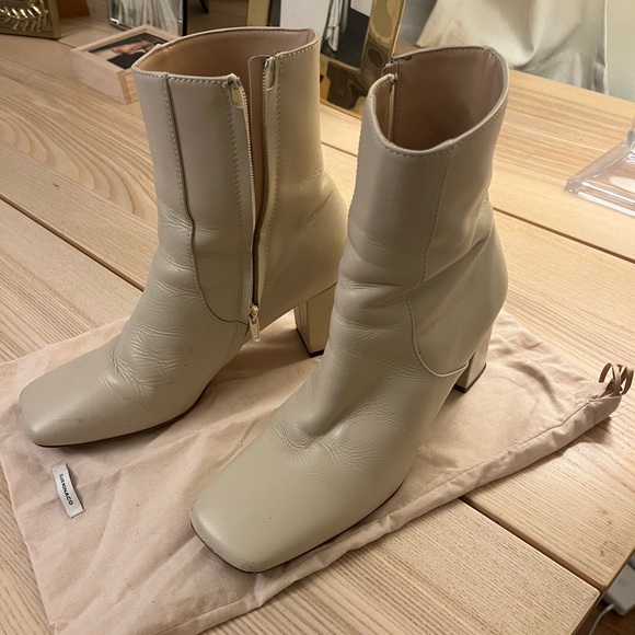 Club Monaco Jorga boots - Picture 2 of 11